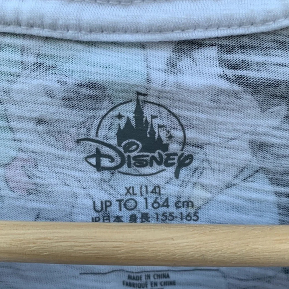 DISNEY Princess XL girls T-shirt, Pit to pit 18", length 20" - Picture 2 of 3